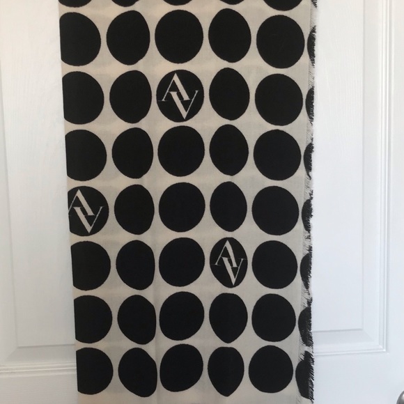 Adrienne Vittadini Scarfs - Picture 2 of 7